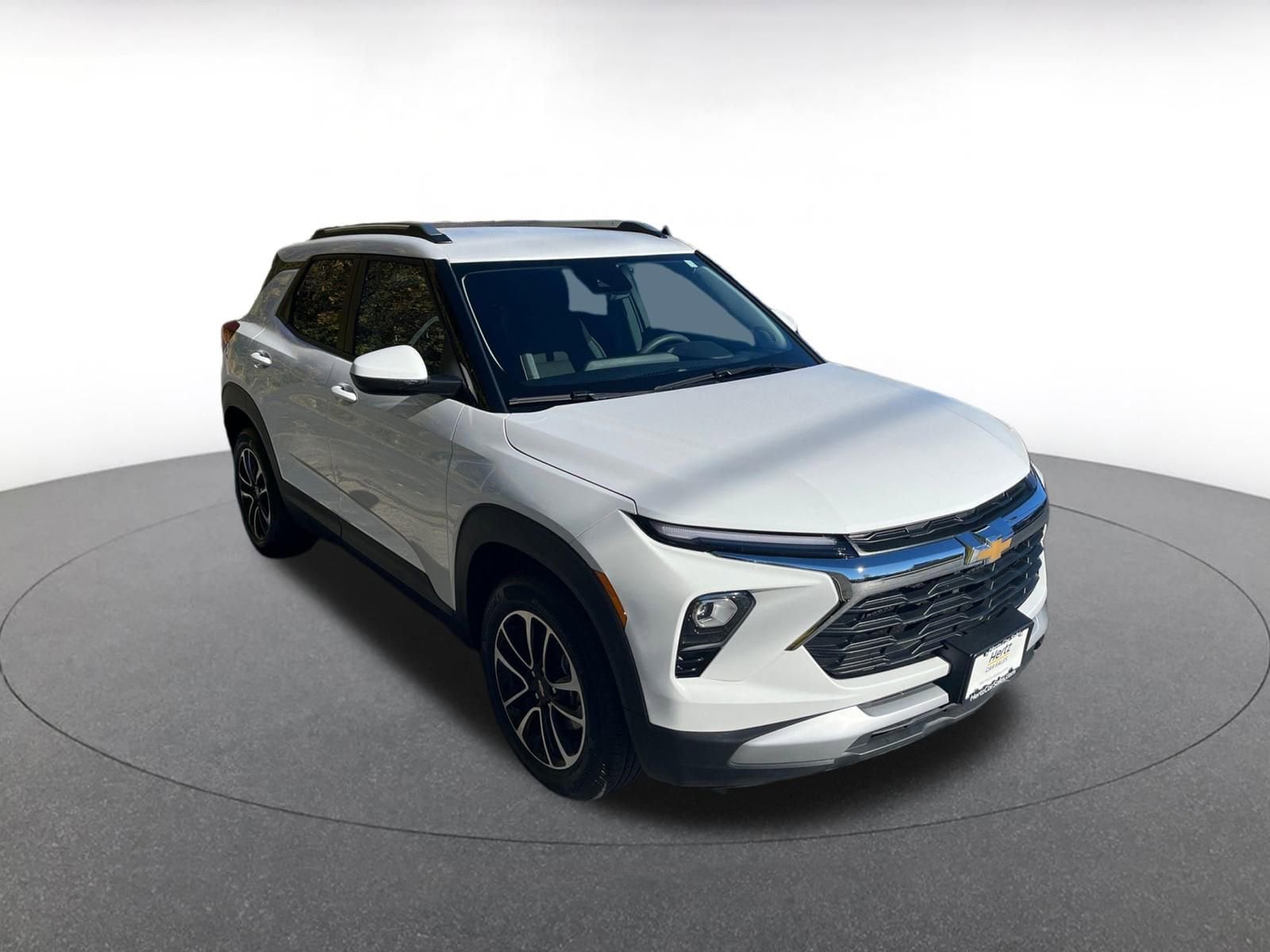 Thumbnail: 2025 Chevrolet TrailBlazer - 1