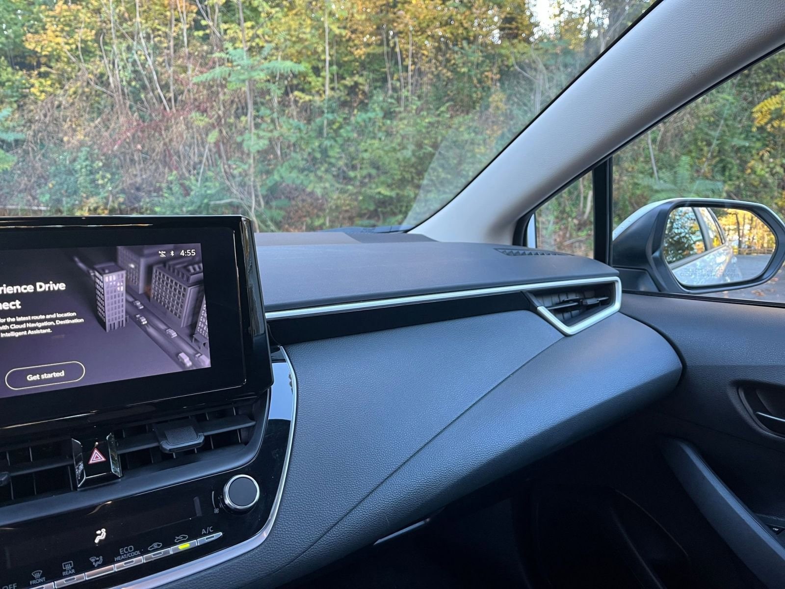 Thumbnail: 2025 Toyota Corolla - 31