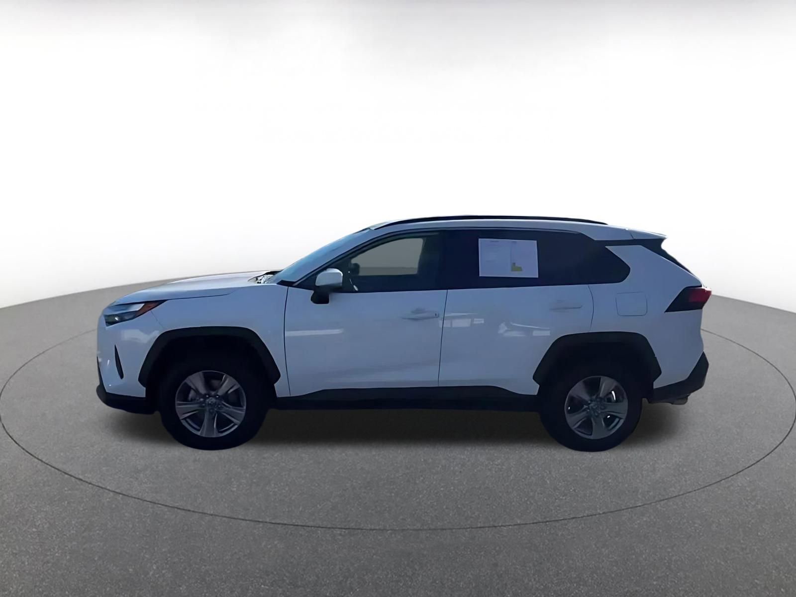 Thumbnail: 2025 Toyota RAV4 - 9