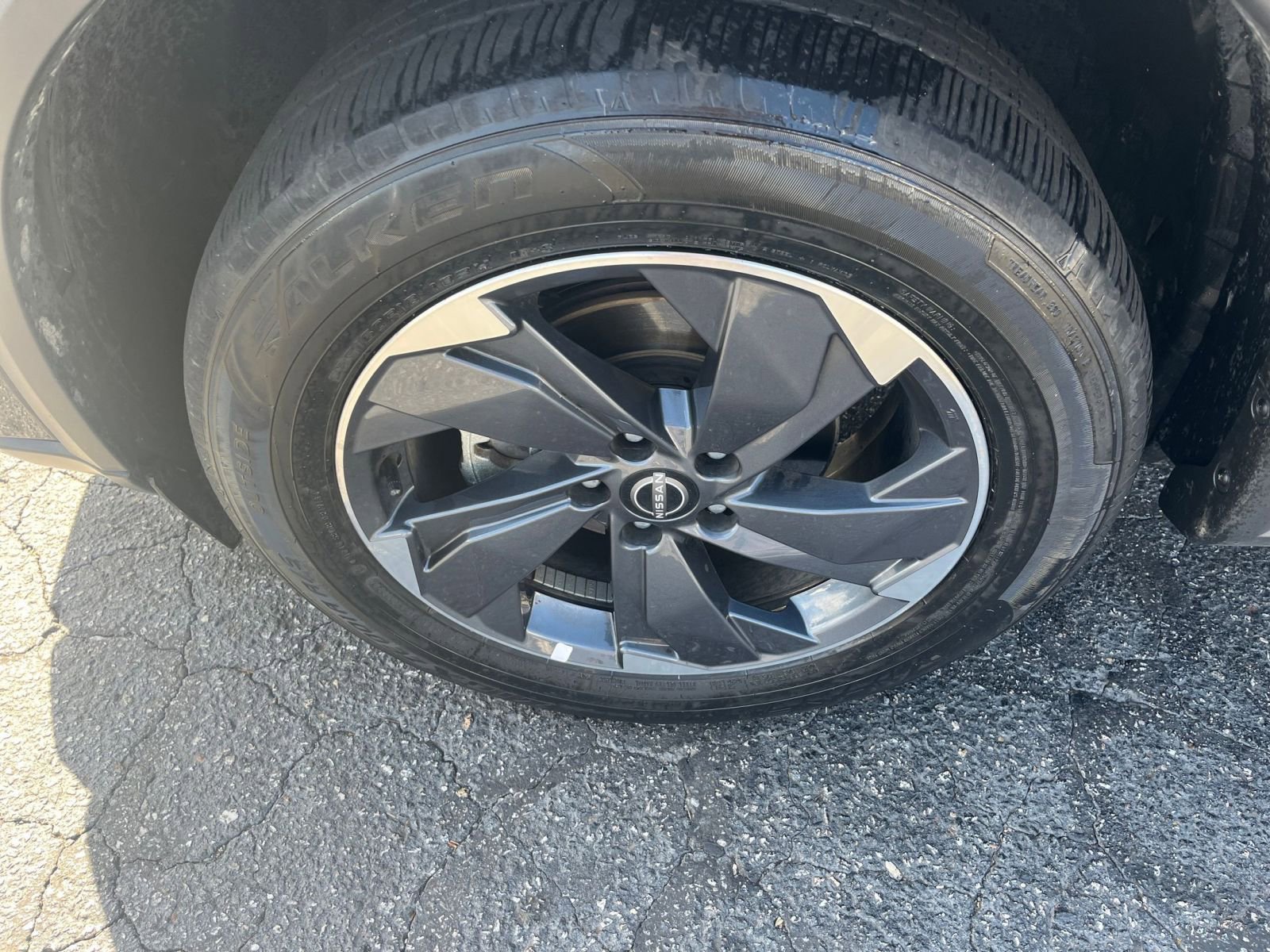 Thumbnail: 2025 Nissan Rogue - 25