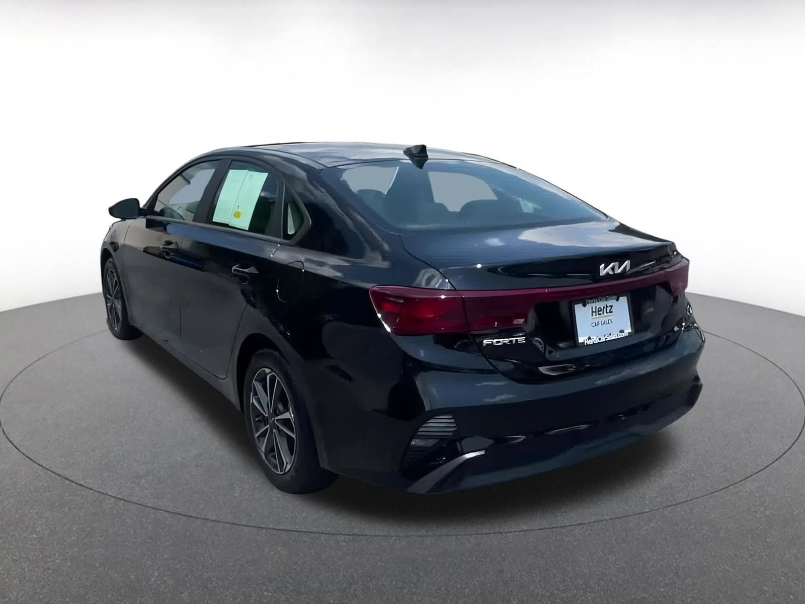 Thumbnail: 2024 Kia Forte - 11