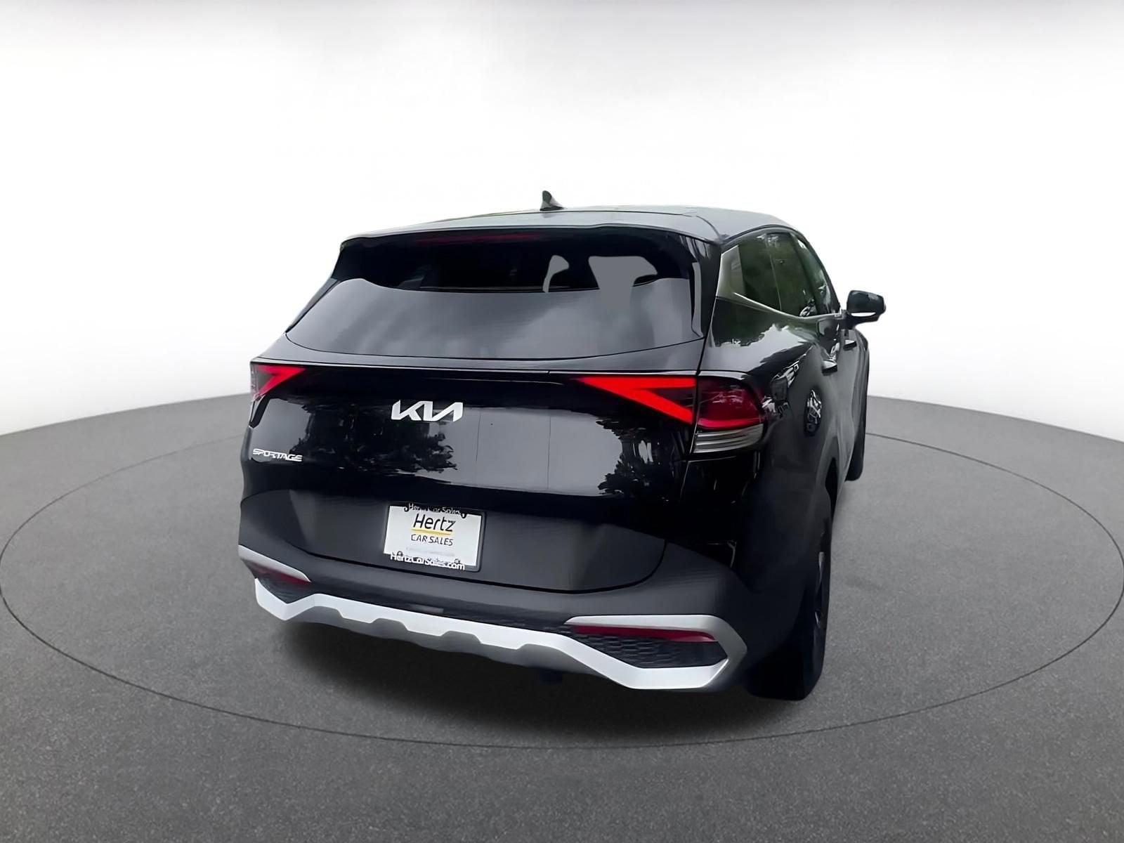 Thumbnail: 2025 Kia Sportage - 14
