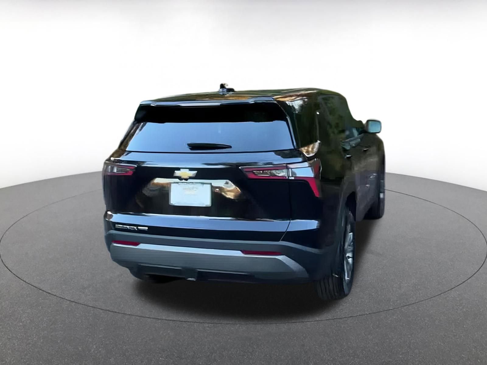 Thumbnail: 2025 Chevrolet Equinox - 10