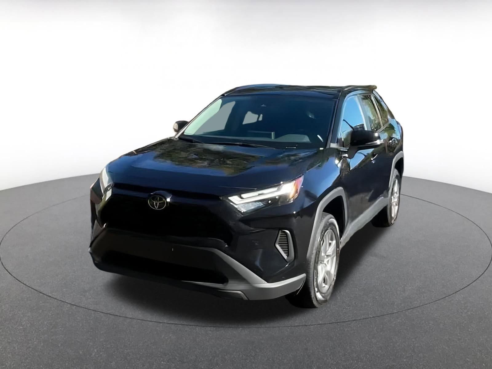 Thumbnail: 2025 Toyota RAV4 - 3