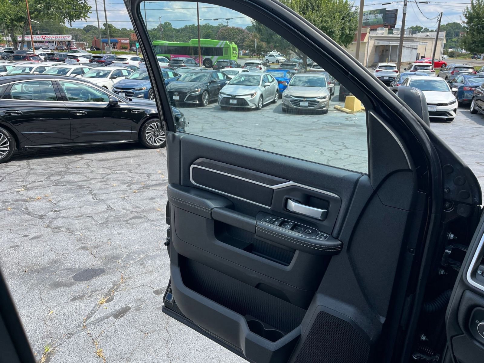 Thumbnail: 2024 RAM 2500 - 18