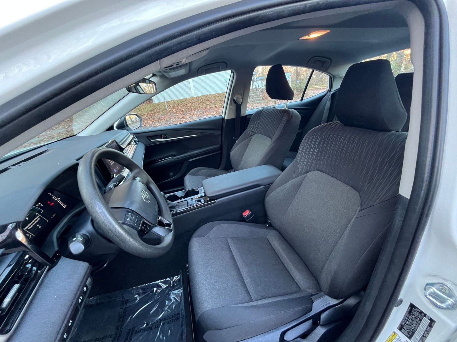 Thumbnail: 2025 Toyota Camry - 32