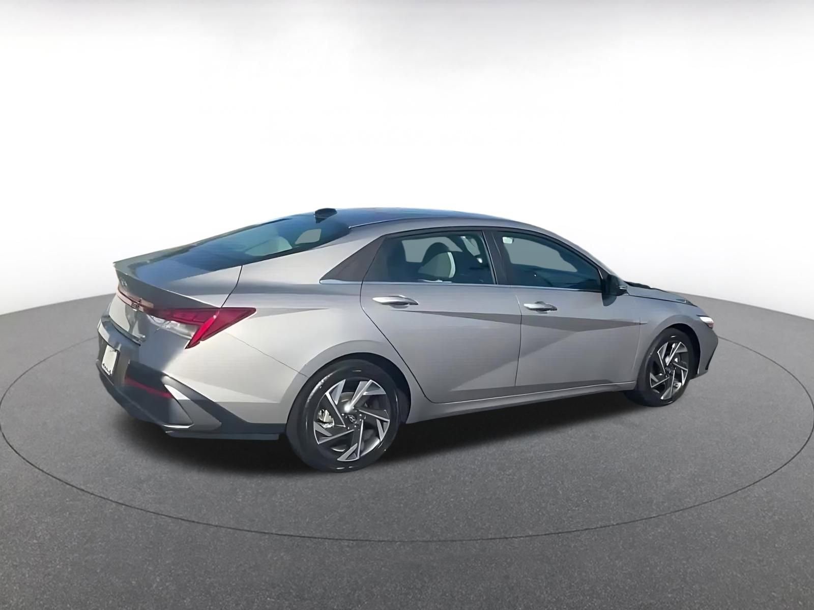 Thumbnail: 2025 Hyundai Elantra - 14