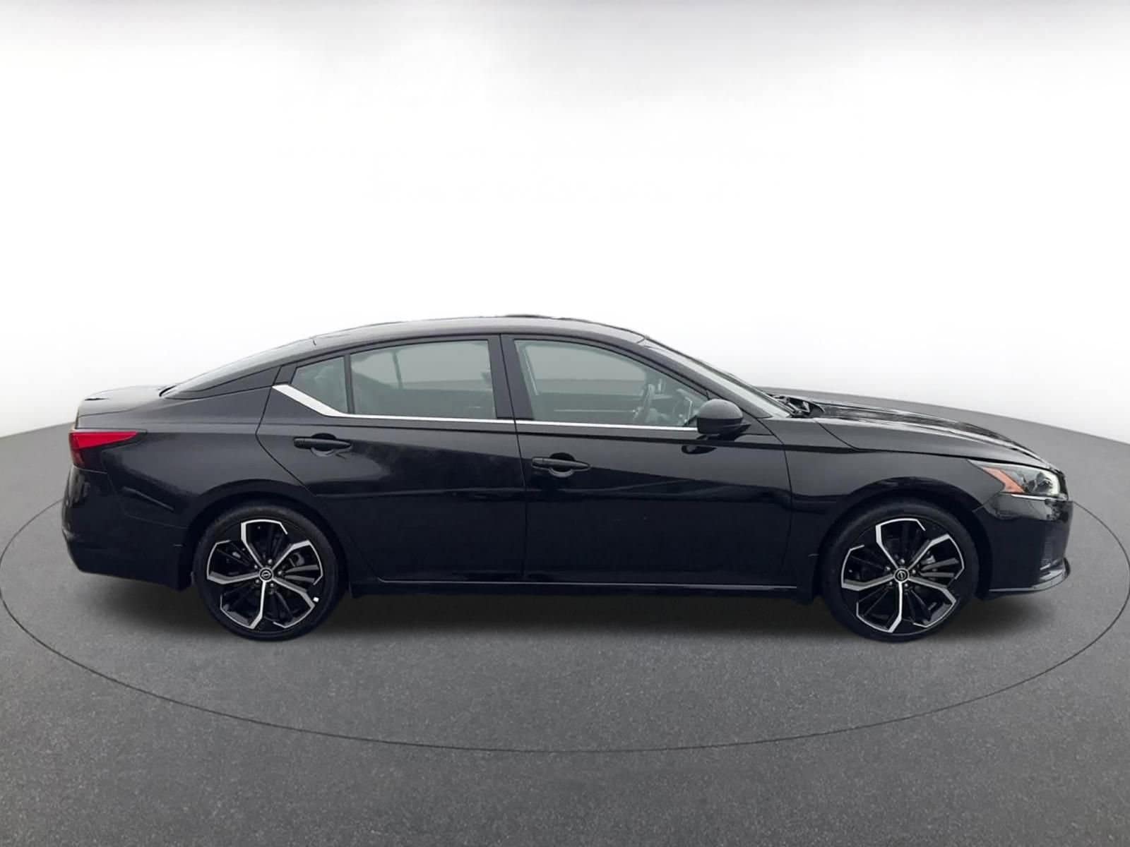 Thumbnail: 2025 Nissan Altima - 16