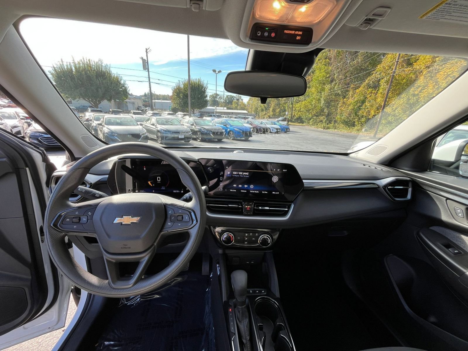 Thumbnail: 2025 Chevrolet TrailBlazer - 29