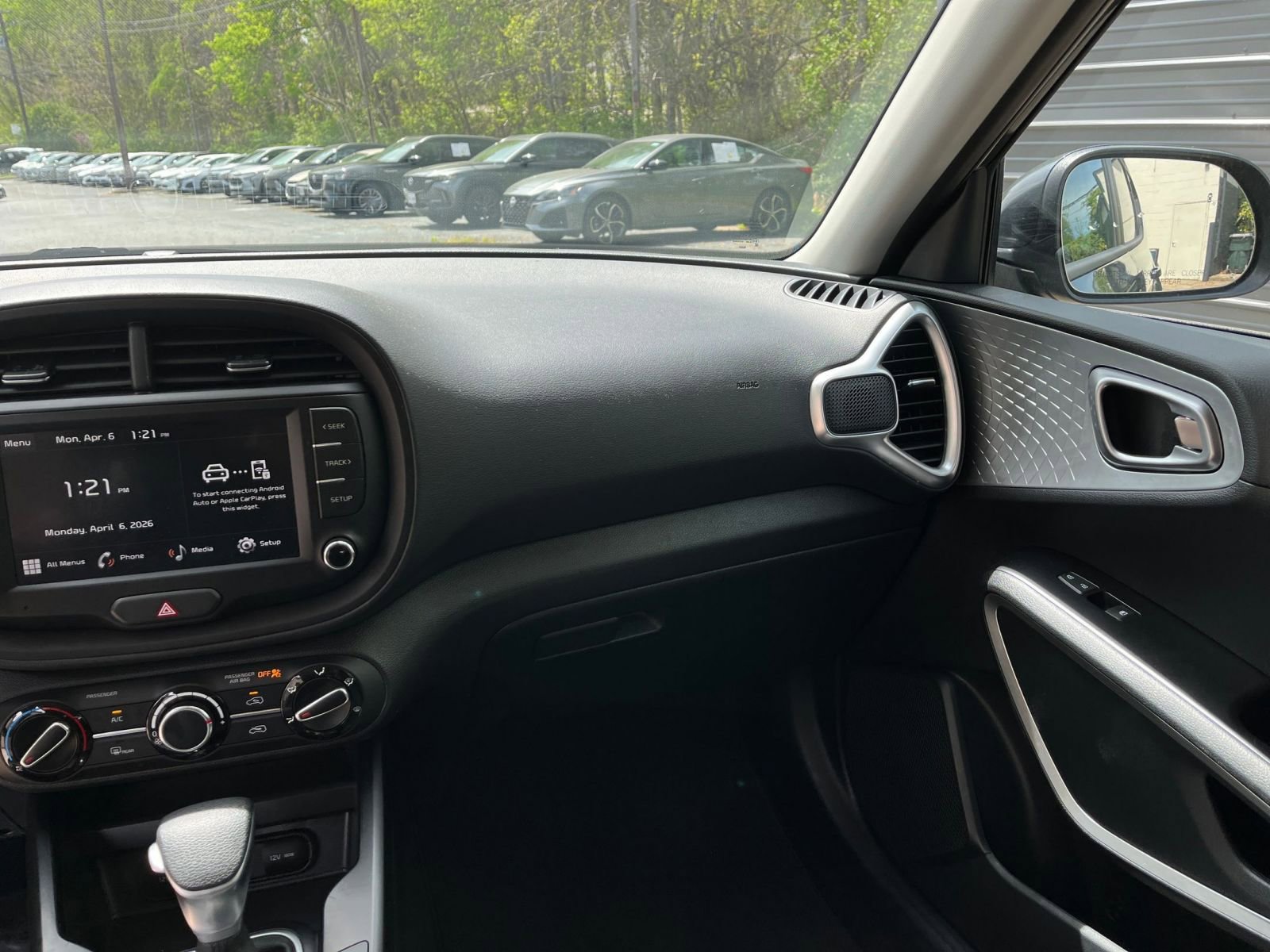 Thumbnail: 2025 Kia Soul - 30