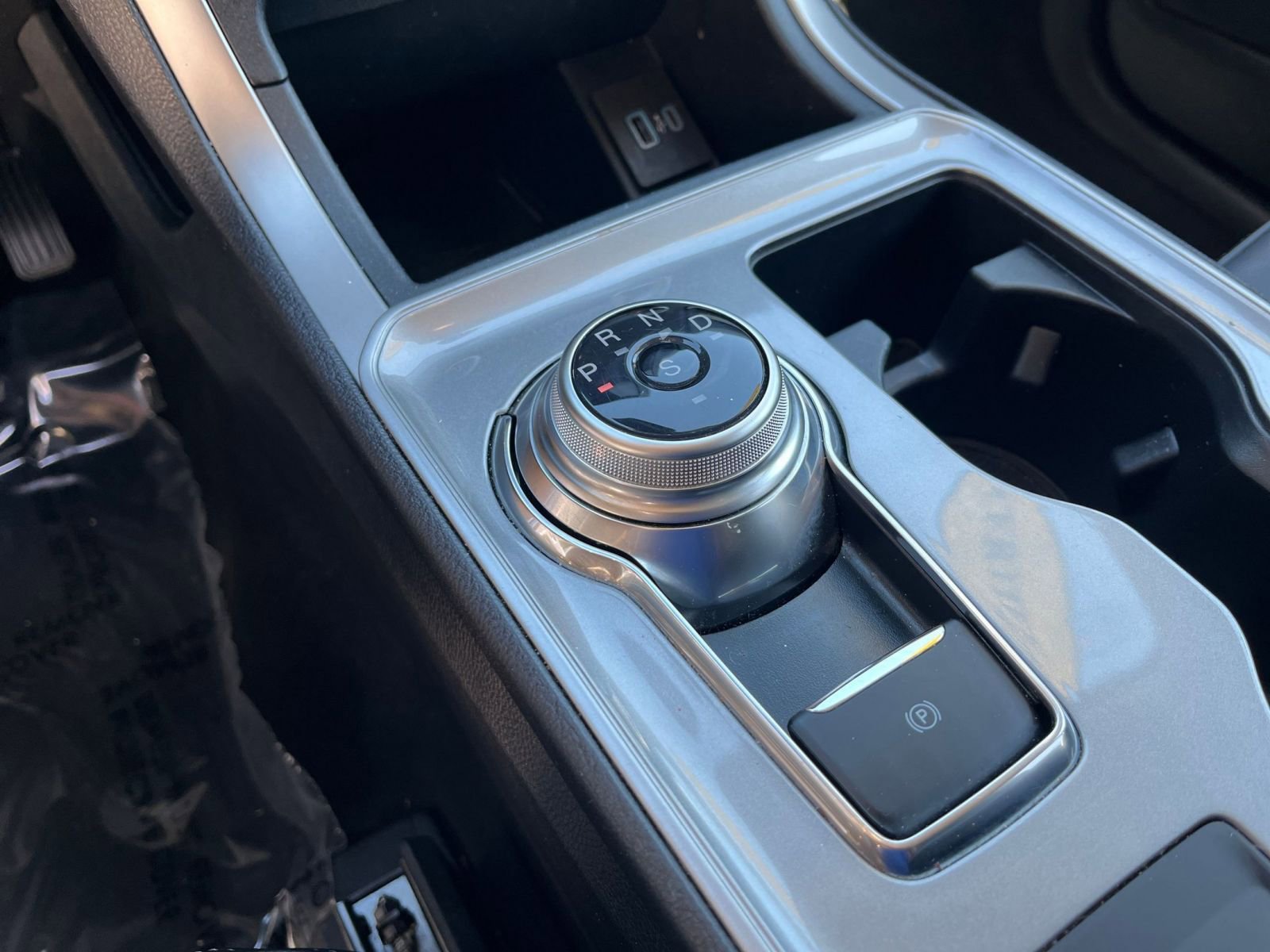 Thumbnail: 2024 Ford Edge - 35