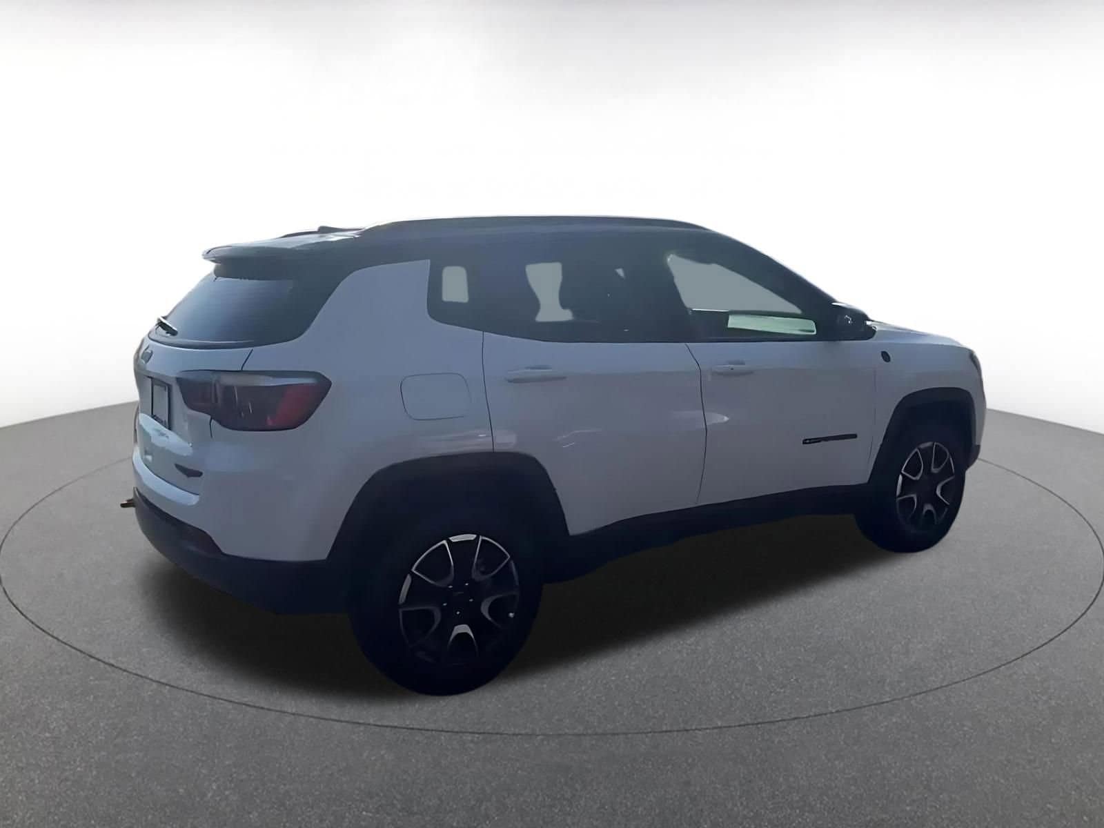 Thumbnail: 2025 Jeep Compass - 15