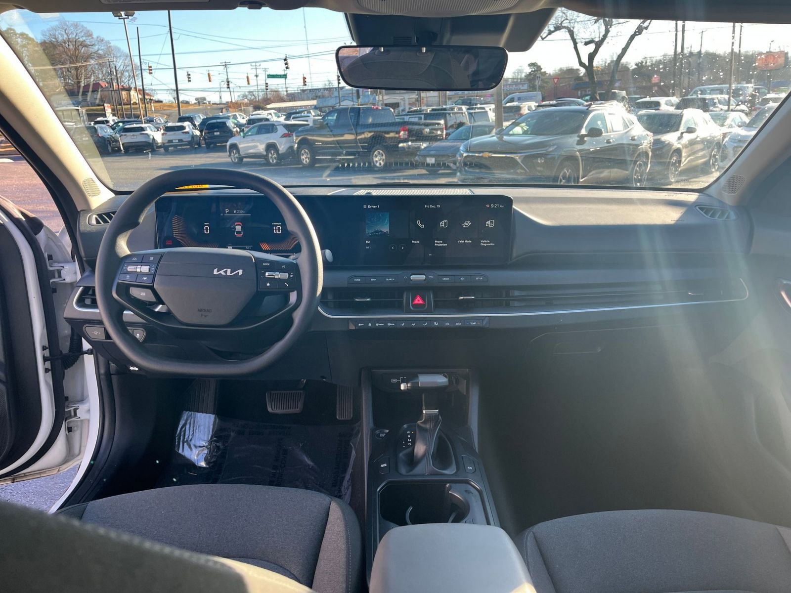 Thumbnail: 2025 Kia K4 - 28