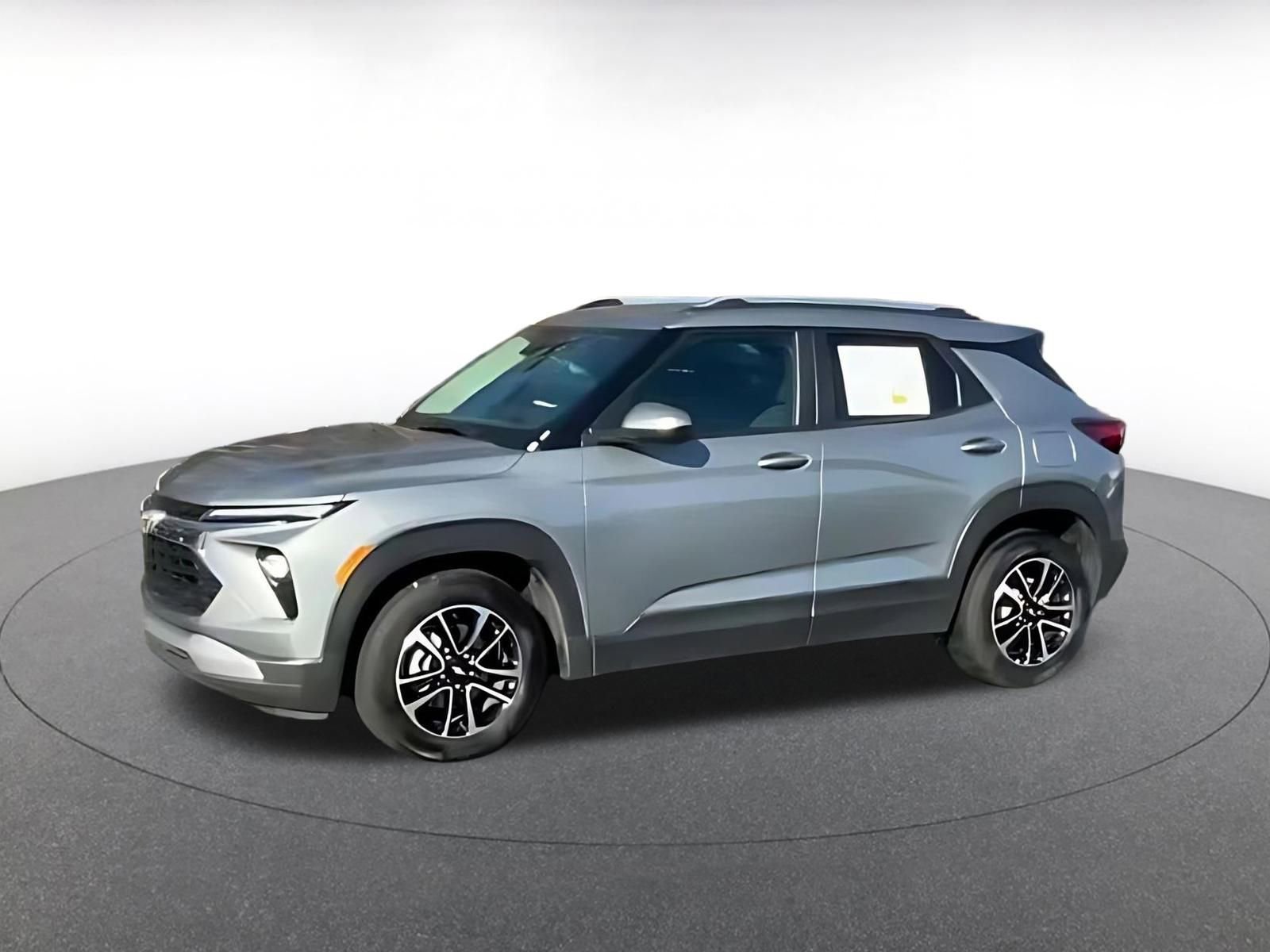 Thumbnail: 2025 Chevrolet TrailBlazer - 11