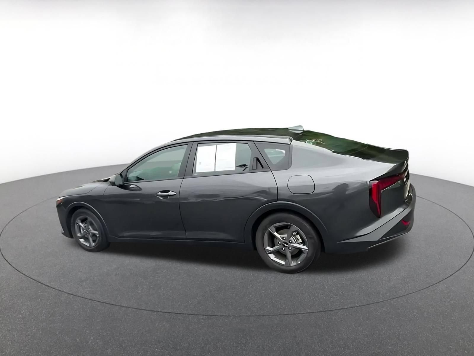 Thumbnail: 2026 Kia K4 - 10
