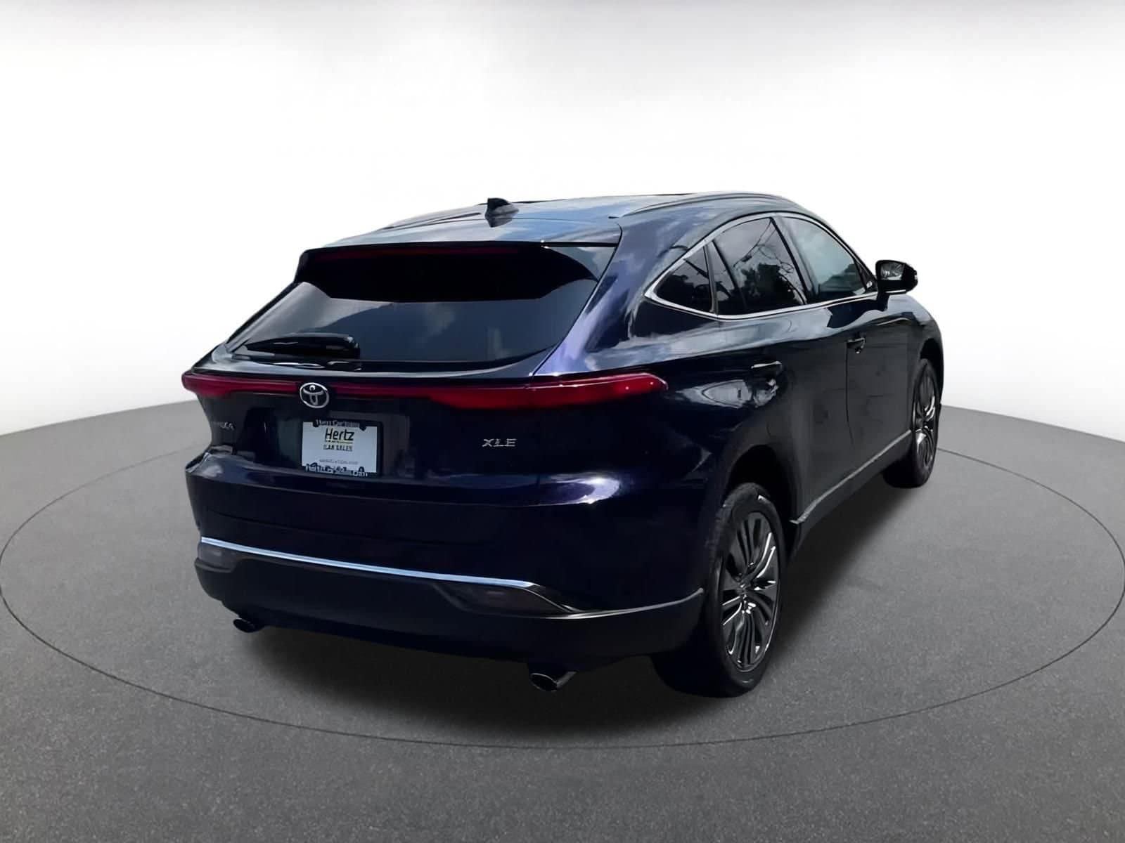 Thumbnail: 2023 Toyota Venza - 14