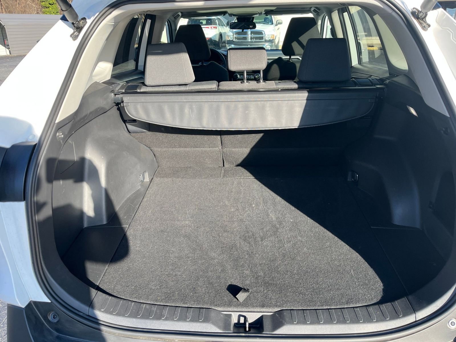 Thumbnail: 2025 Toyota RAV4 - 27