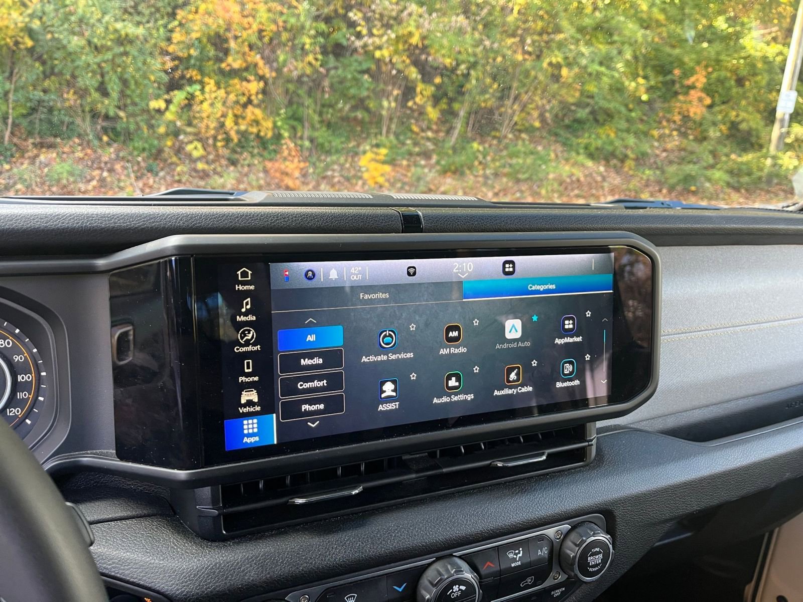 Thumbnail: 2025 Jeep Wrangler - 20