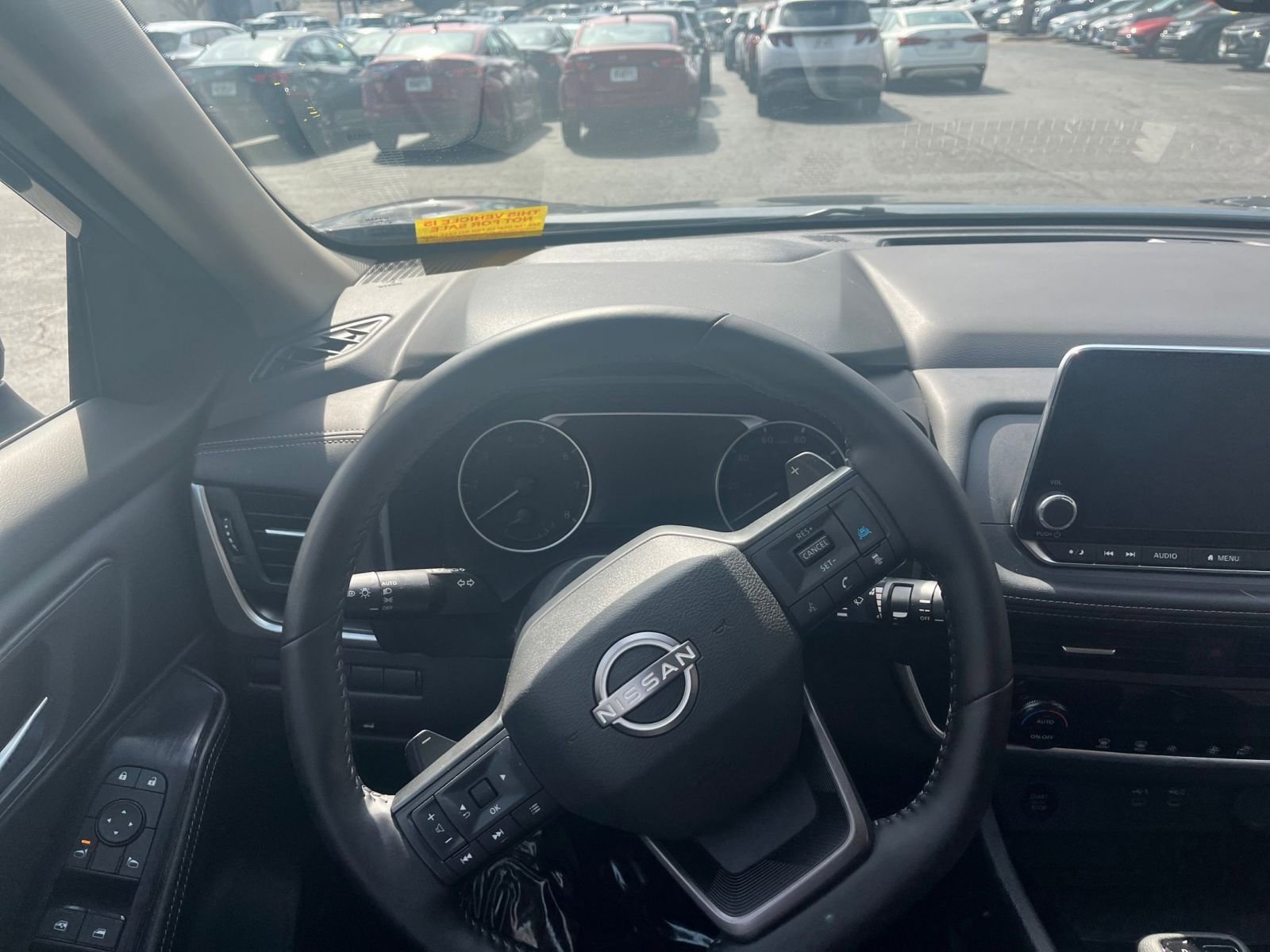 Thumbnail: 2025 Nissan Rogue - 30