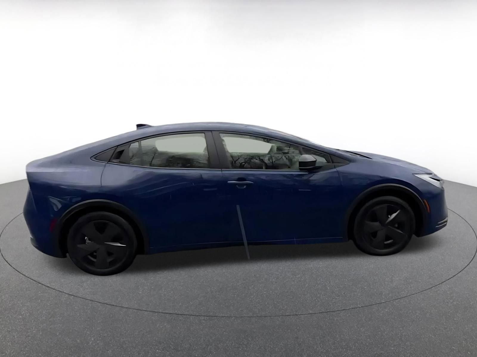 Thumbnail: 2025 Toyota Prius - 15