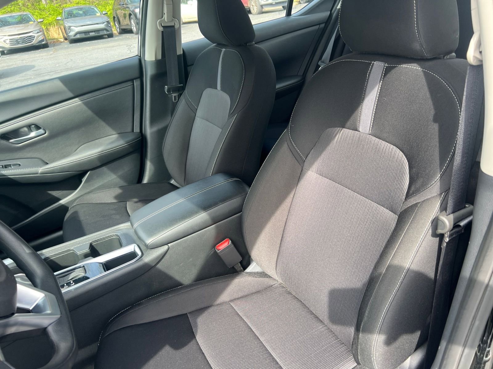 Thumbnail: 2025 Nissan Sentra - 31