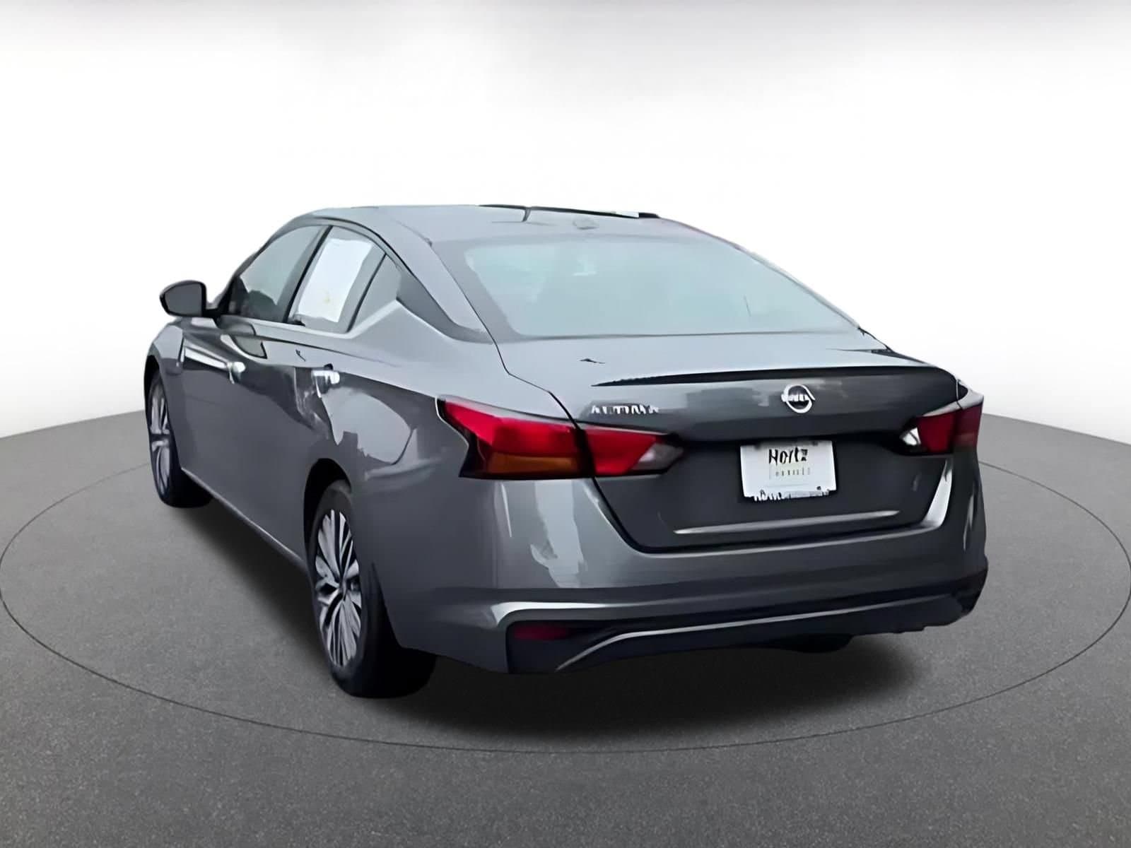 Thumbnail: 2025 Nissan Altima - 11