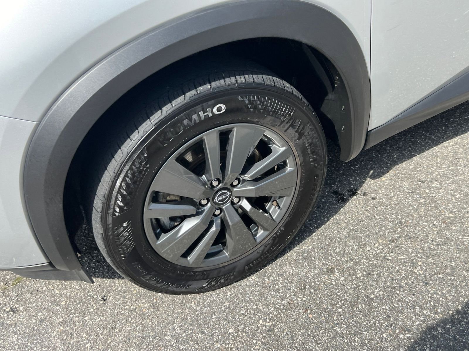 Thumbnail: 2025 Nissan Pathfinder - 25