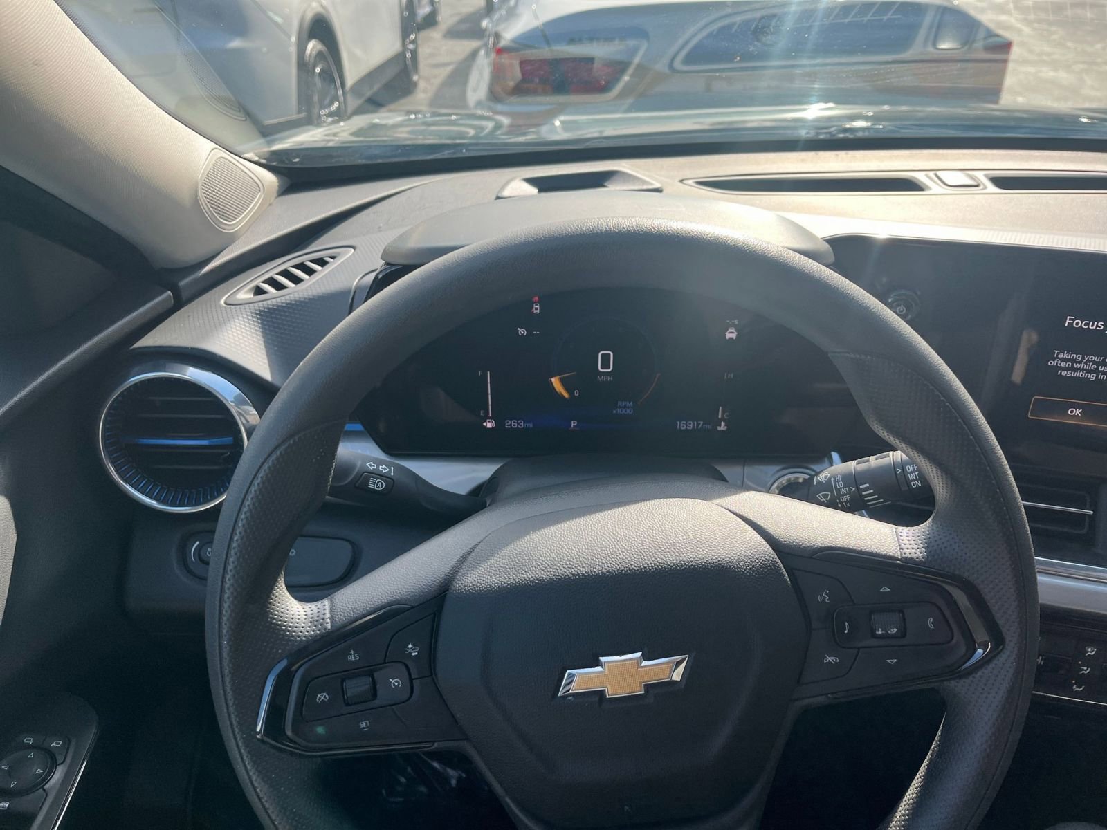 Thumbnail: 2025 Chevrolet Trax - 28