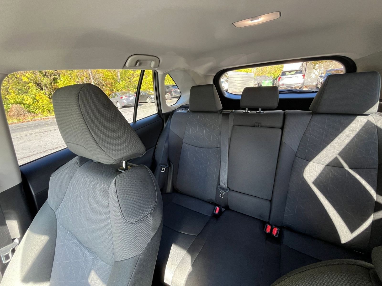 Thumbnail: 2025 Toyota RAV4 - 35