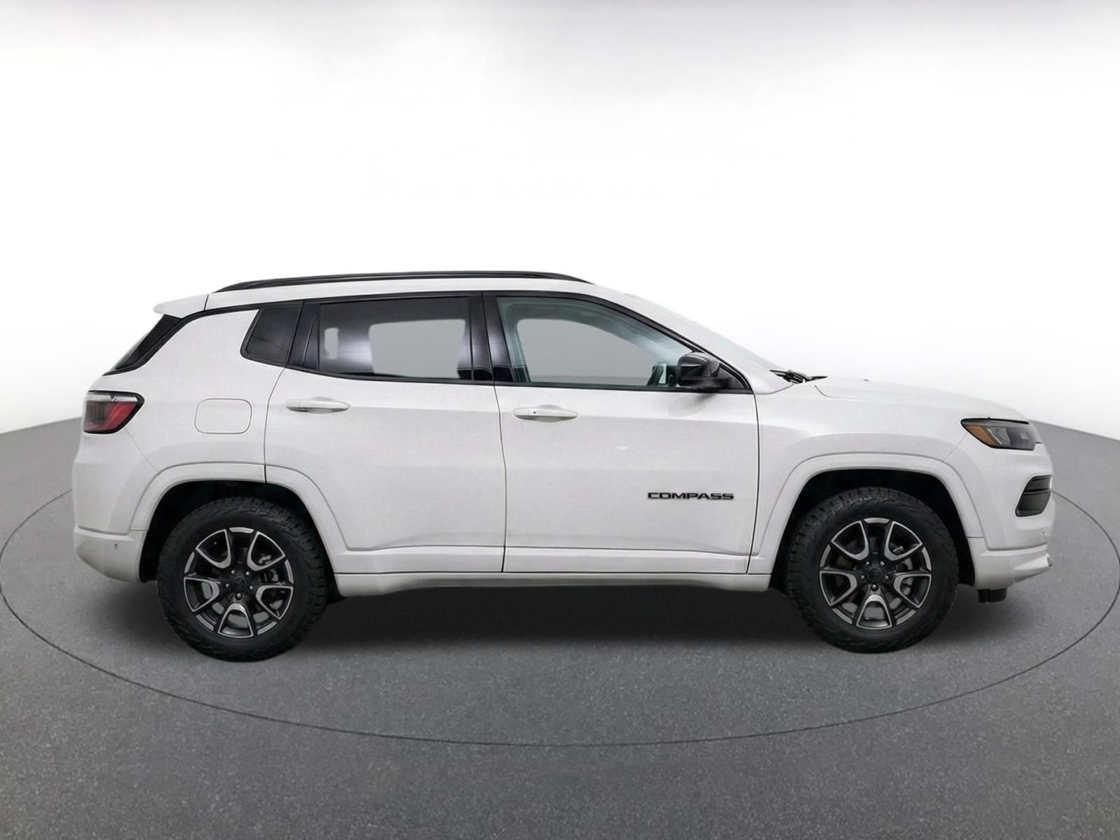 Thumbnail: 2025 Jeep Compass - 14