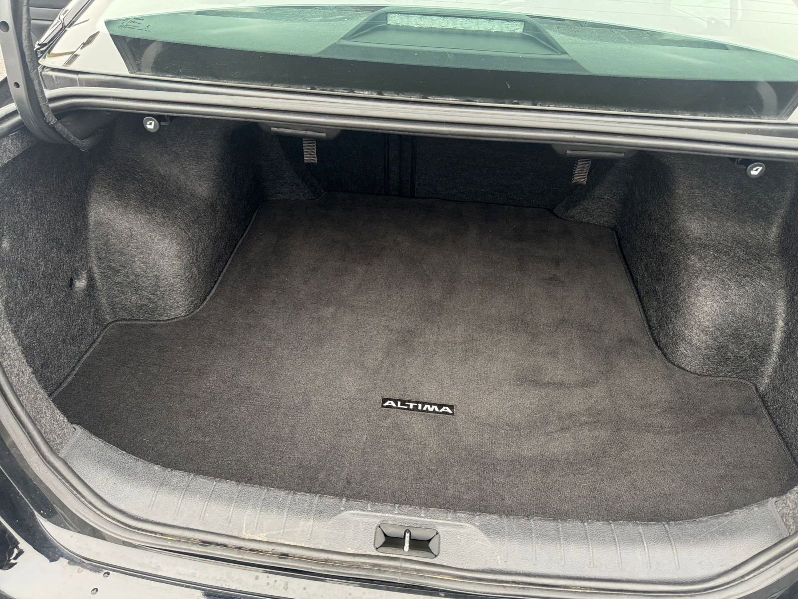 Thumbnail: 2025 Nissan Altima - 24