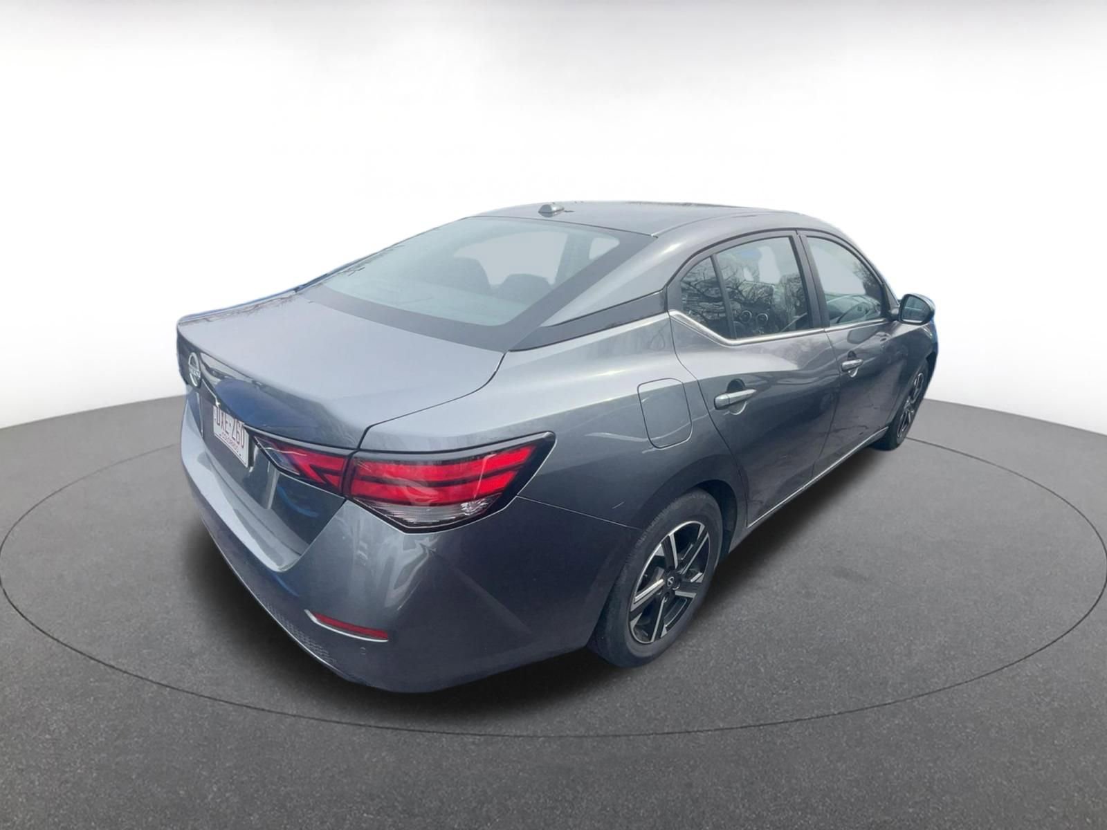 Thumbnail: 2025 Nissan Sentra - 5