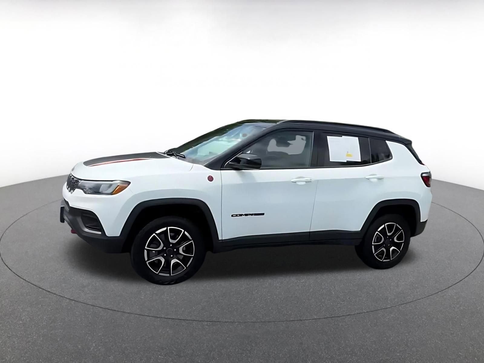 Thumbnail: 2025 Jeep Compass - 7