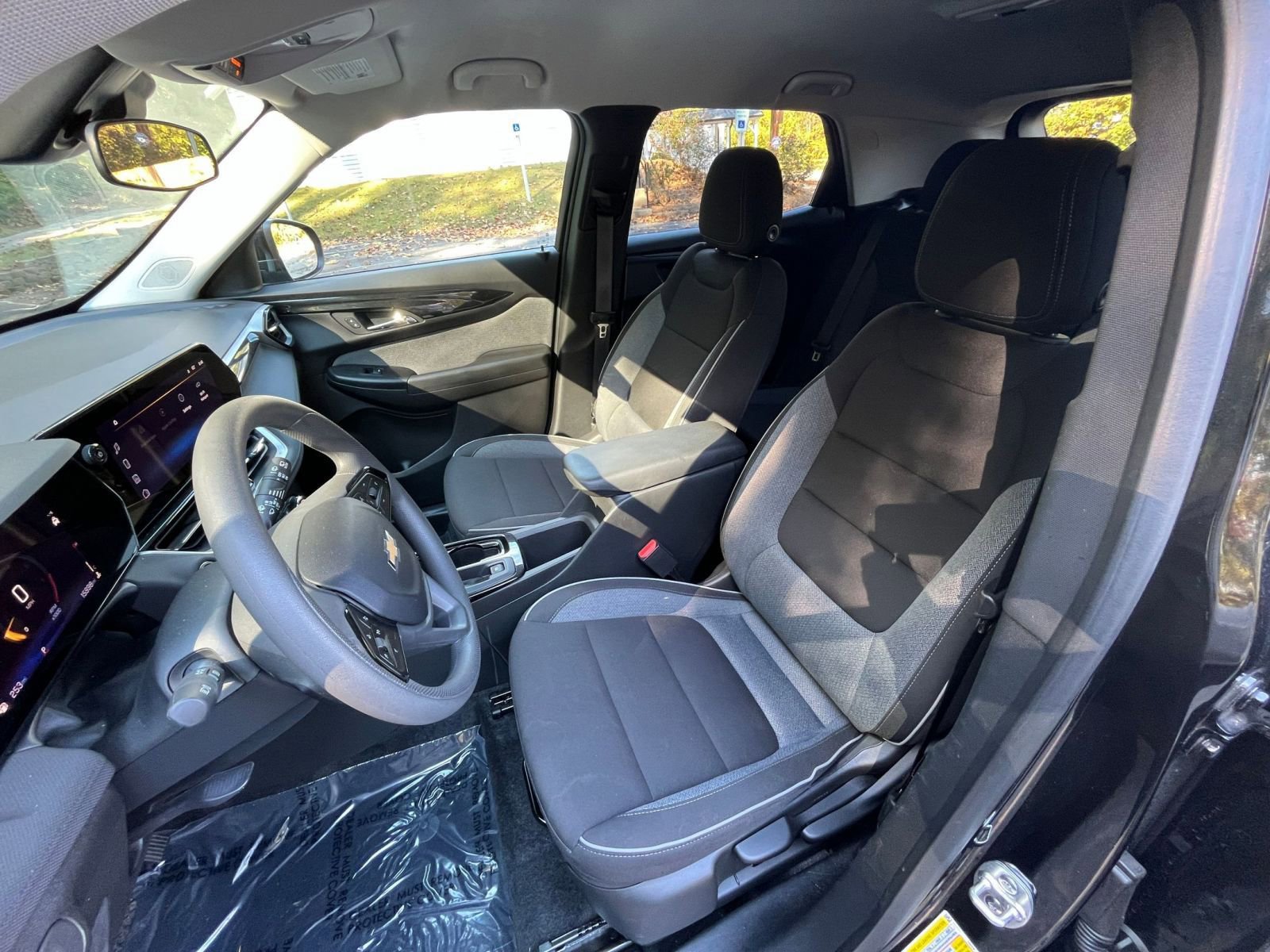 Thumbnail: 2025 Chevrolet TrailBlazer - 32