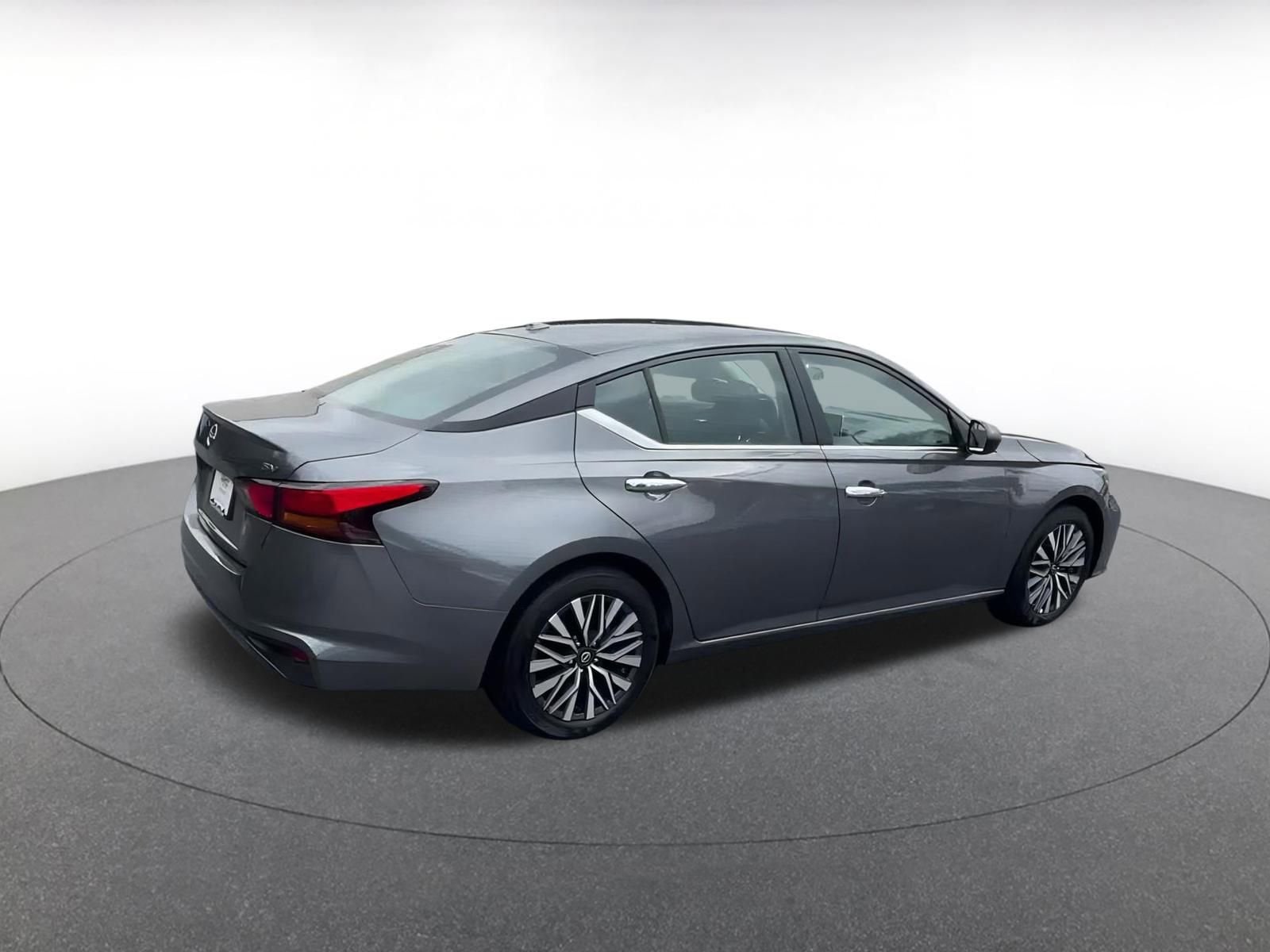 2024 Nissan Altima SV 15