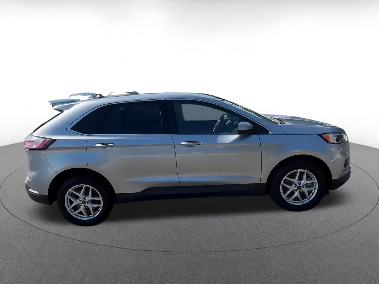 Thumbnail: 2024 Ford Edge - 16