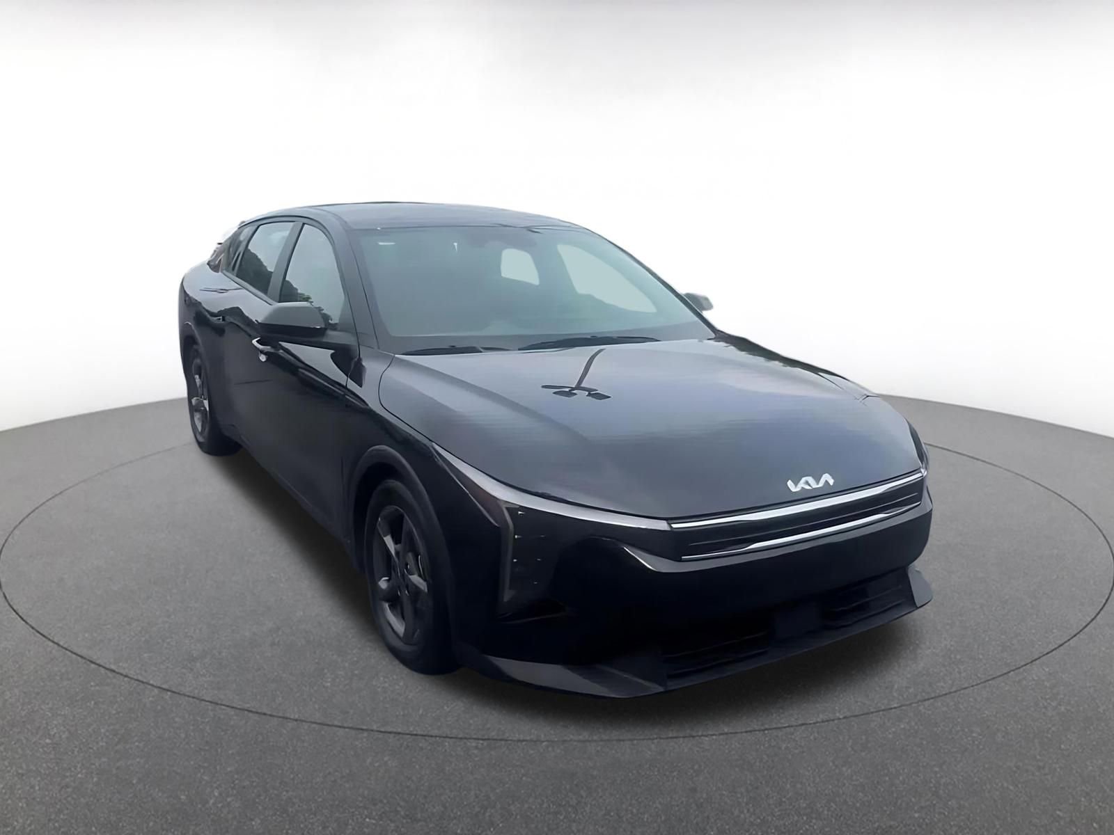 Thumbnail: 2025 Kia K4 - 3
