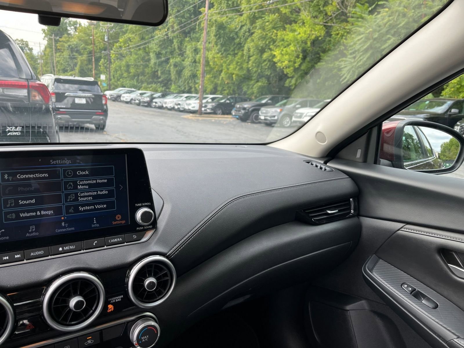 Thumbnail: 2024 Nissan Sentra - 31