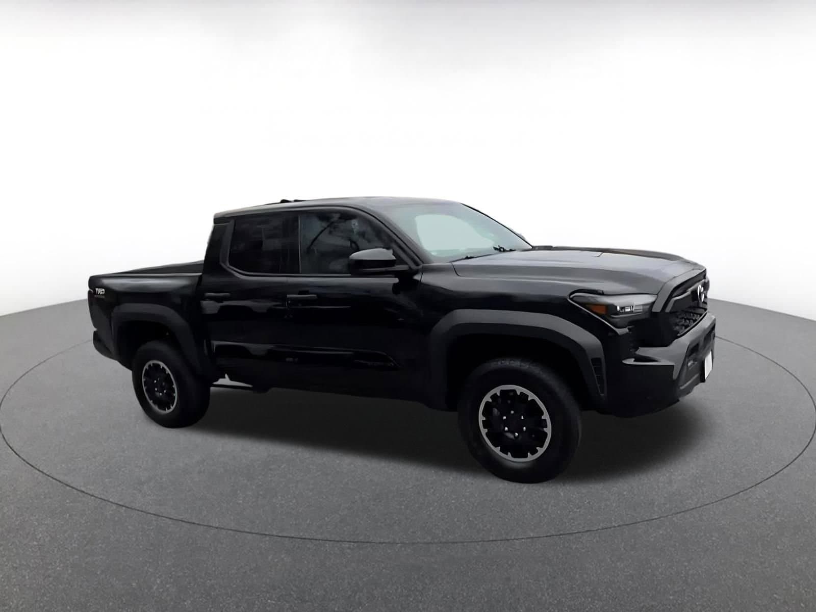Thumbnail: 2025 Toyota Tacoma - 2