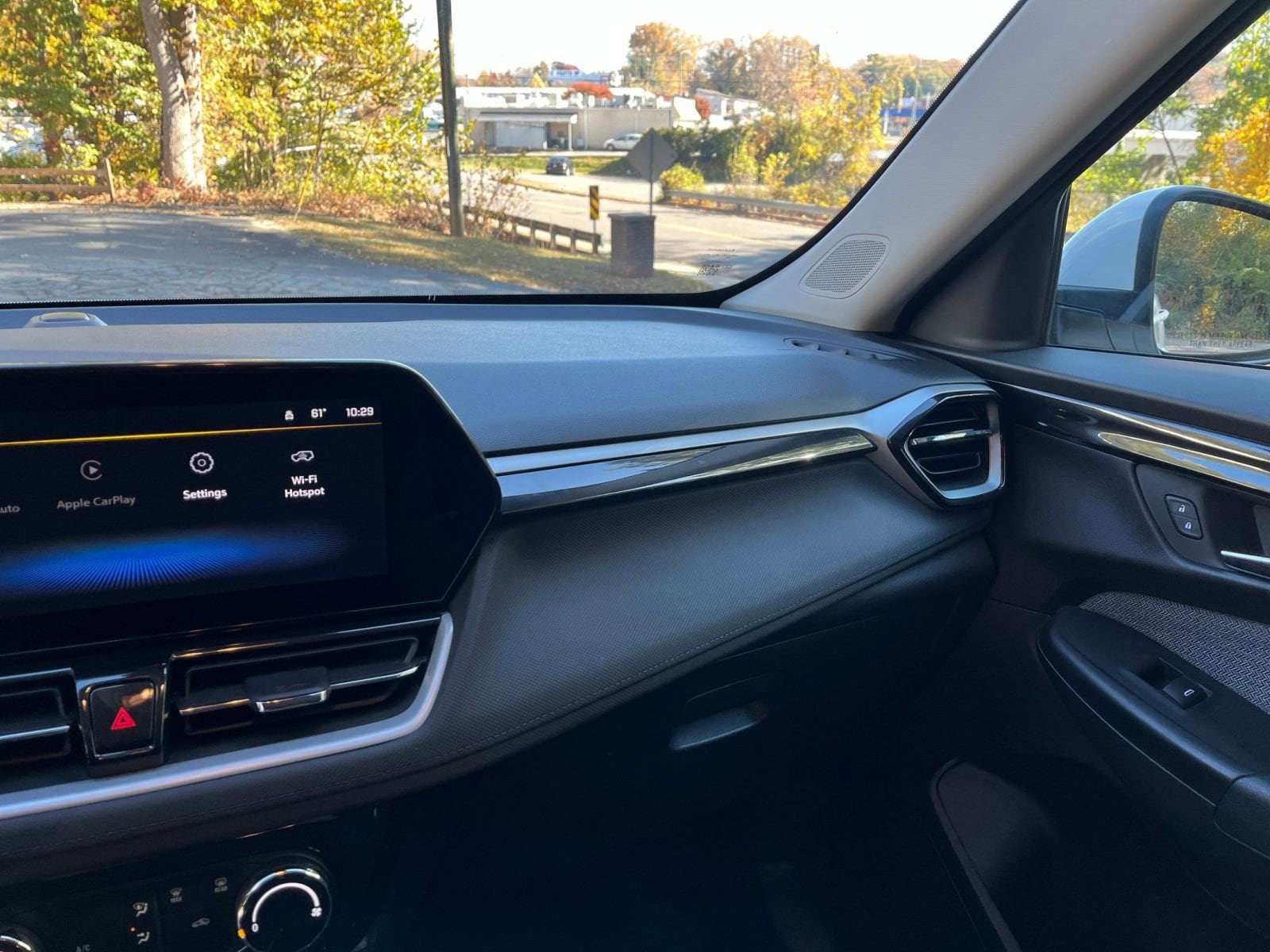 Thumbnail: 2025 Chevrolet TrailBlazer - 31