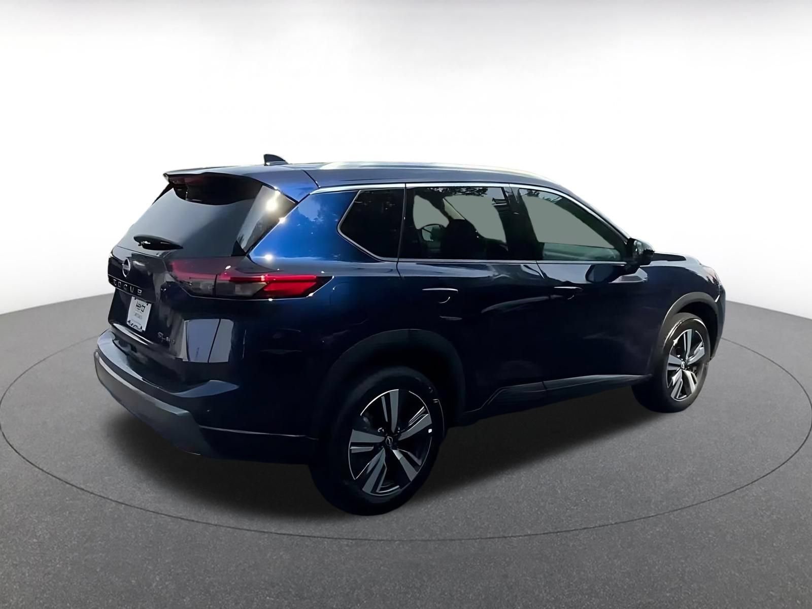 Thumbnail: 2026 Nissan Rogue - 15