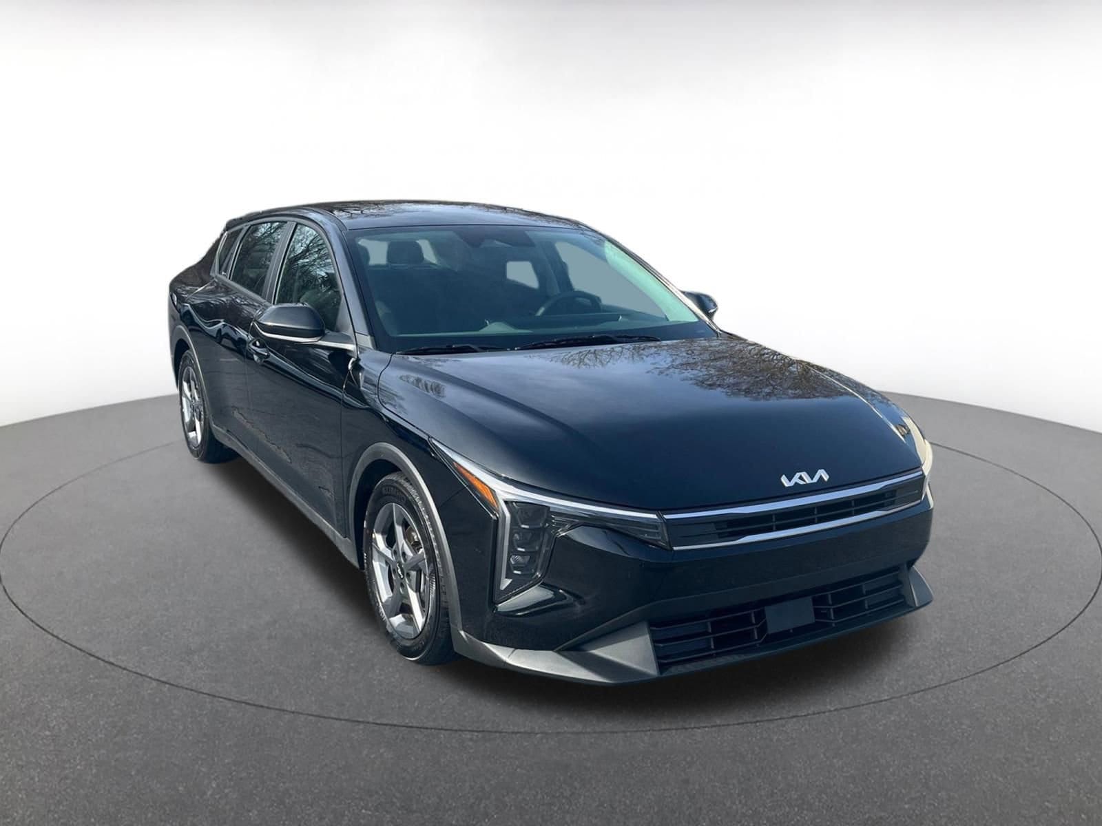 Thumbnail: 2025 Kia K4 - 1