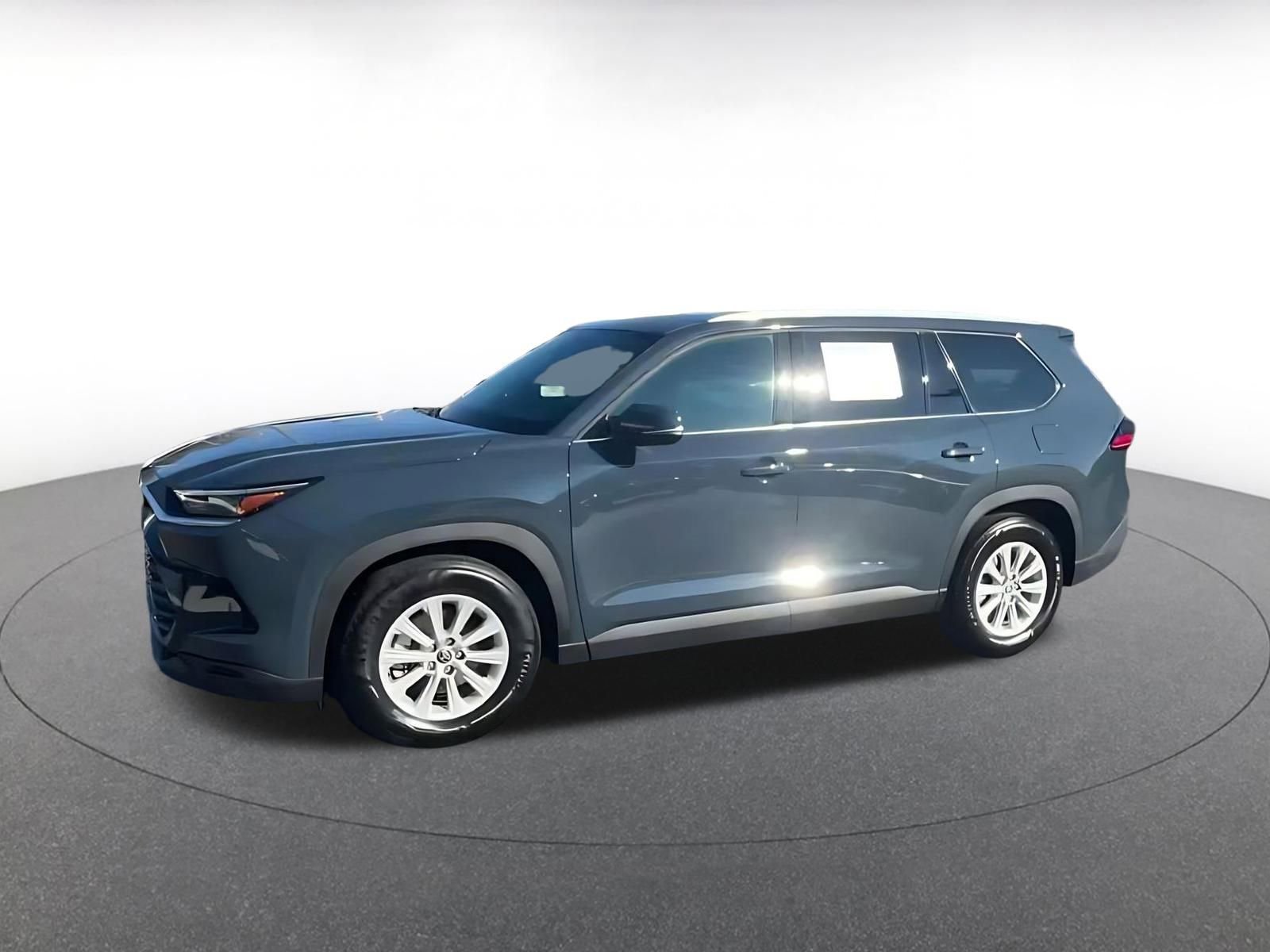 Thumbnail: 2025 Toyota Grand Highlander - 8