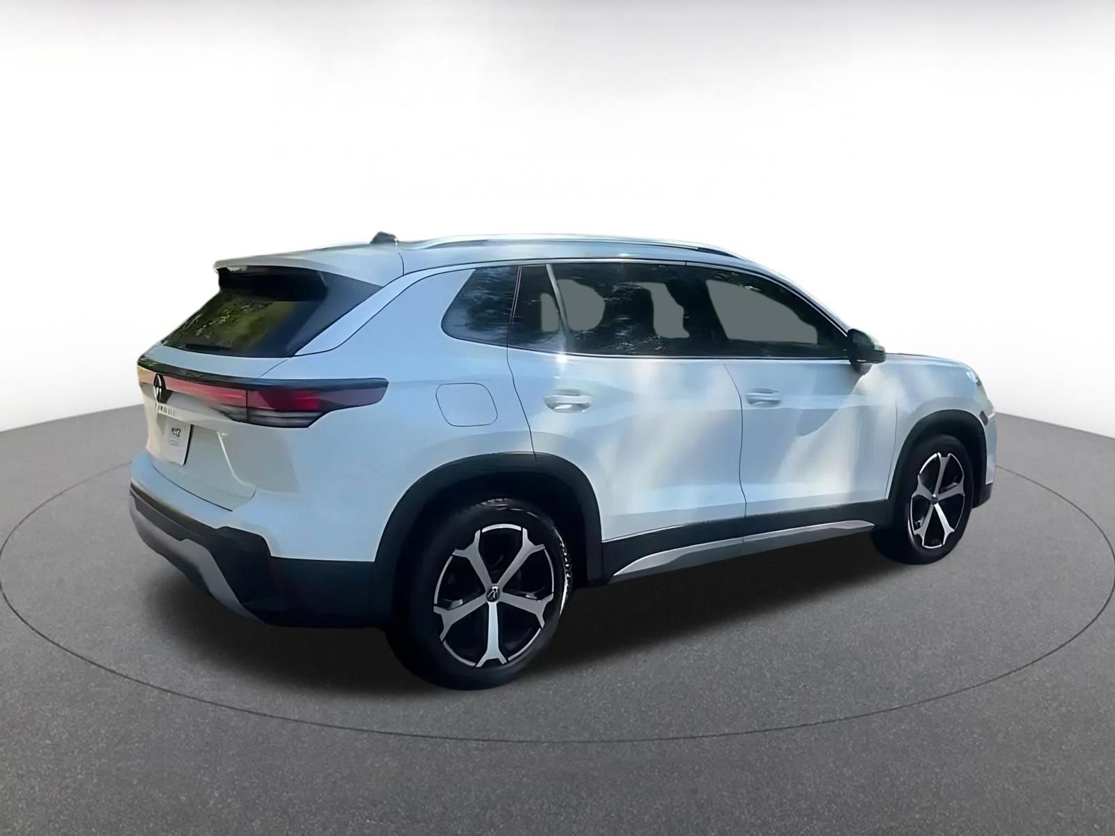 Thumbnail: 2026 Volkswagen Tiguan - 14