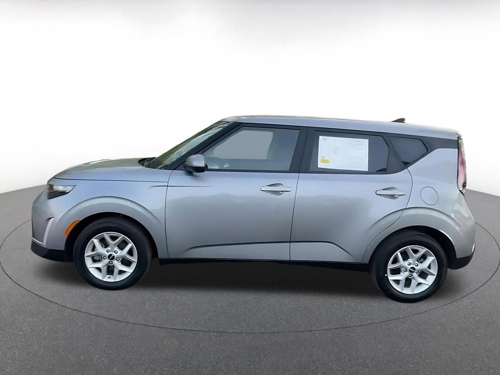 Thumbnail: 2025 Kia Soul - 9