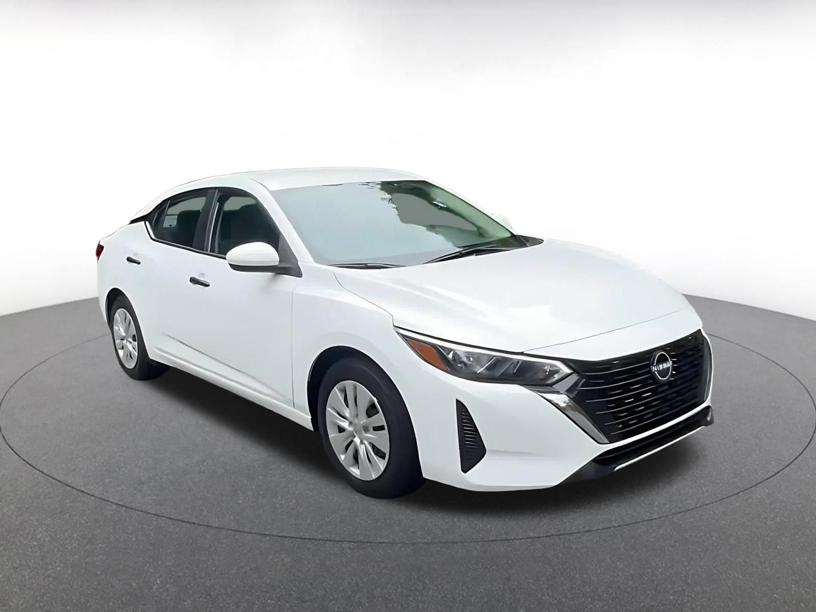 Thumbnail: 2025 Nissan Sentra - 3
