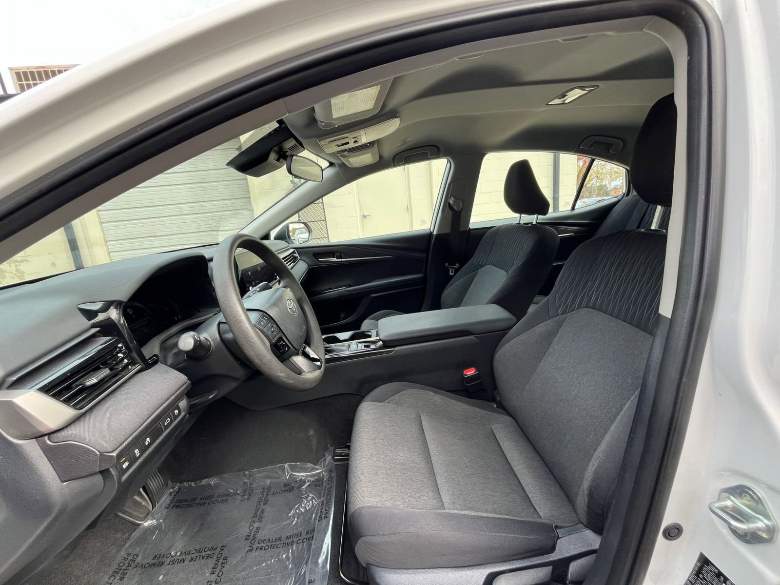 Thumbnail: 2025 Toyota Camry - 22