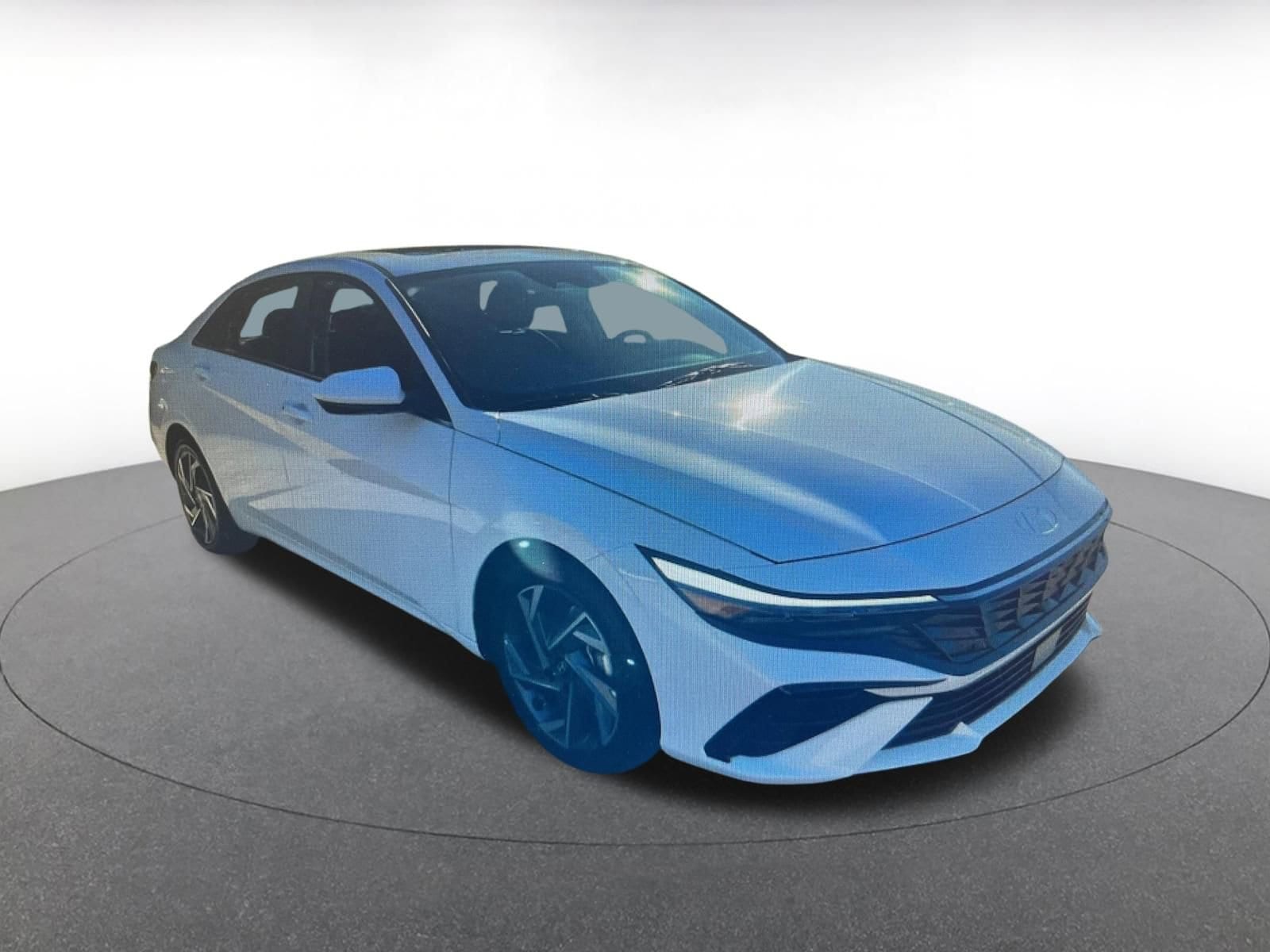 Thumbnail: 2025 Hyundai Elantra - 3
