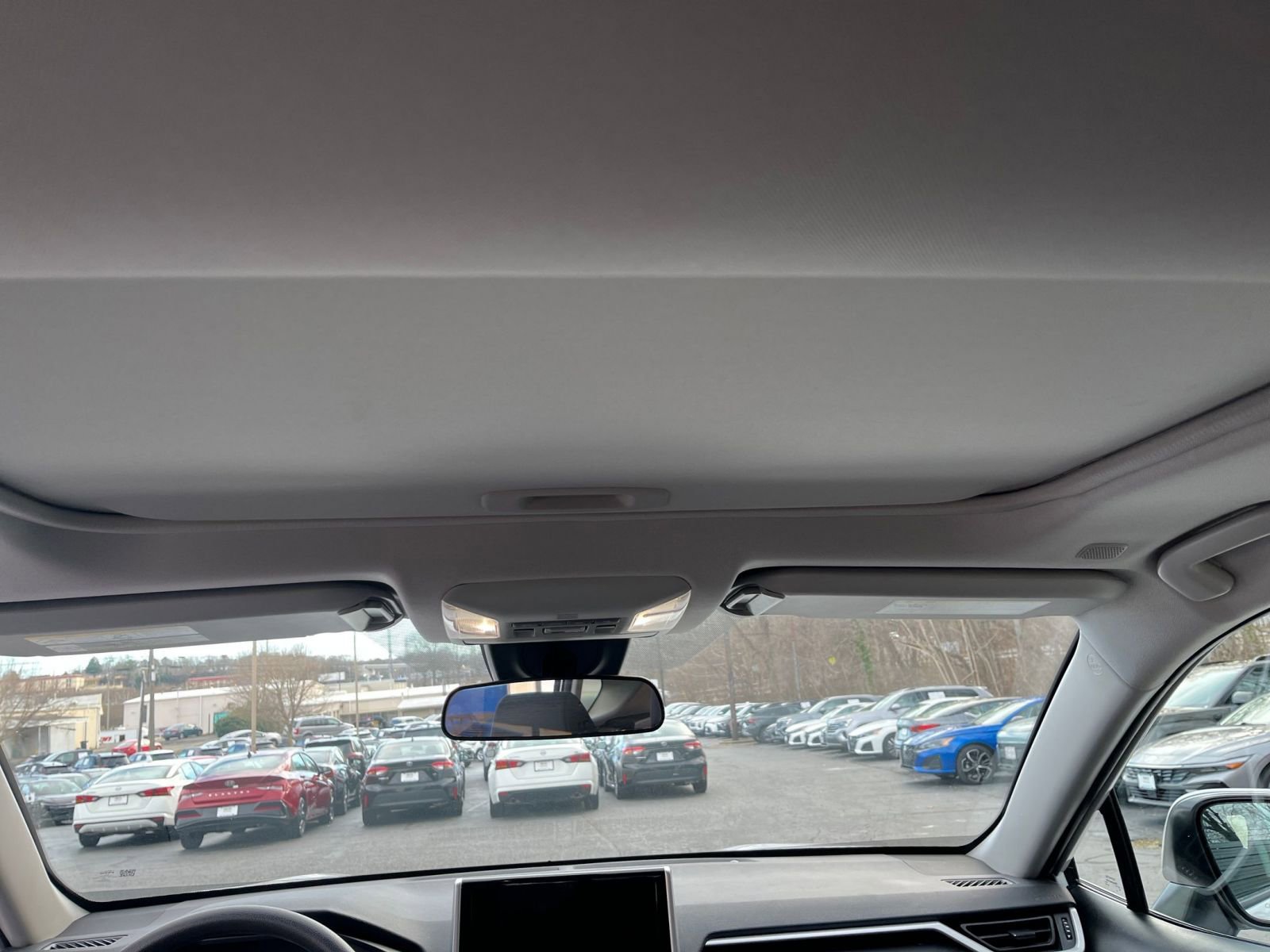 Thumbnail: 2025 Toyota RAV4 - 23