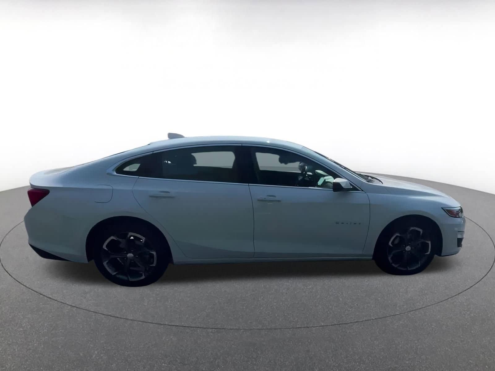 Thumbnail: 2023 Chevrolet Malibu - 16